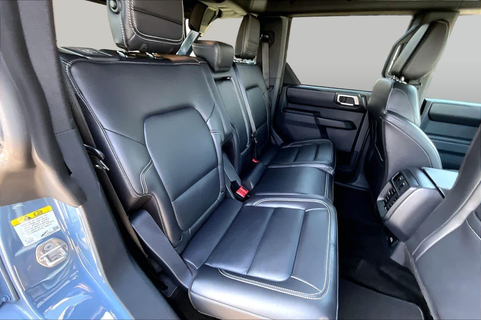 Used 2025 Azure Gray Metallic Tri-Coat Ford Outer Banks image 20