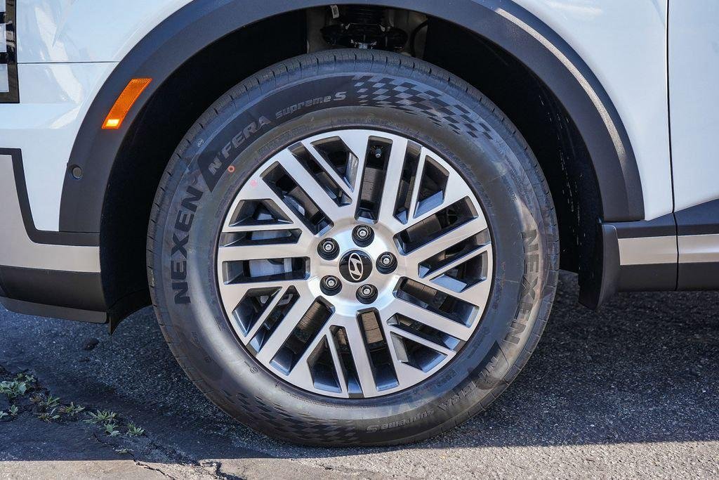 New 2026 White Hyundai SEL Premium image 40