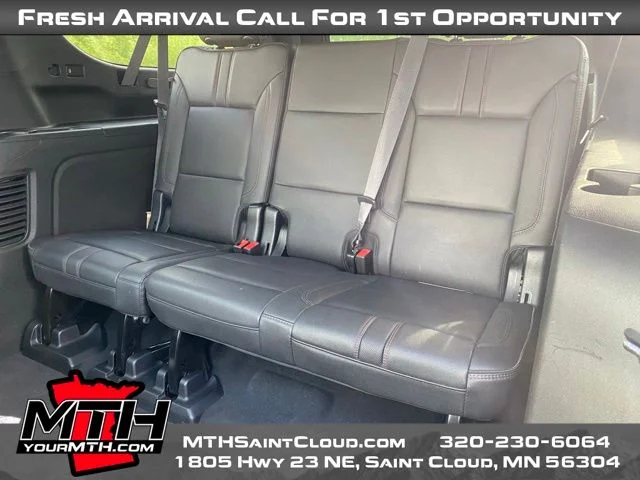 2022 Chevrolet Suburban RST - Photo 11