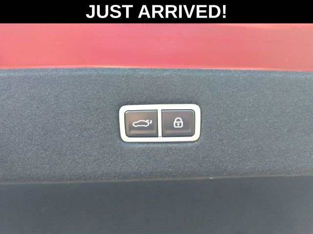 Certified Used 2025 Red Hyundai SEL image 7