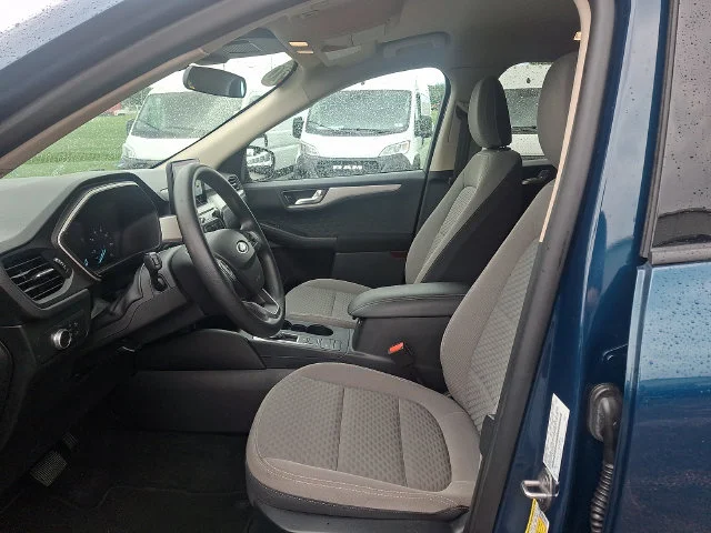 Used 2020 Green Ford SE image 13