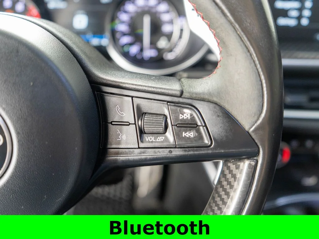 Used 2018 Red Alfa Romeo Quadrifoglio image 17