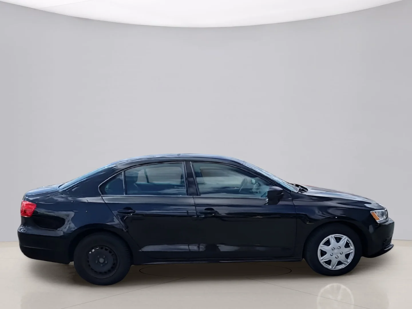 Used 2013 Black Volkswagen S image 9