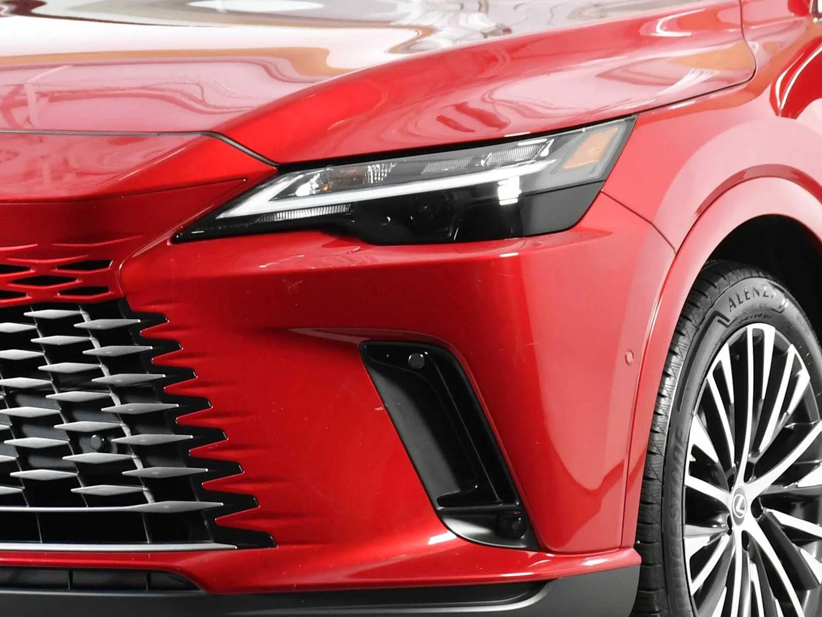 Certified Used 2025 MATADOR RED MICA Lexus Premium Plus image 11