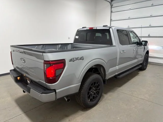 New 2026 Iconic Silver Metallic Ford XLT image 4
