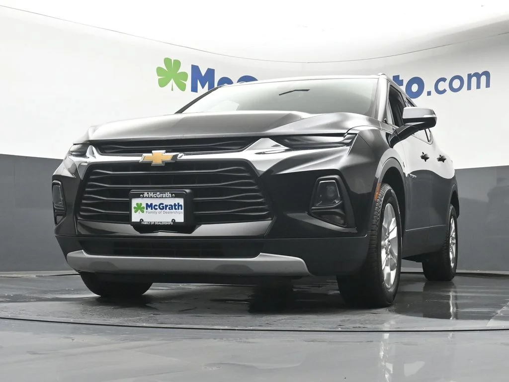 Used 2019 Black Chevrolet Base image 7