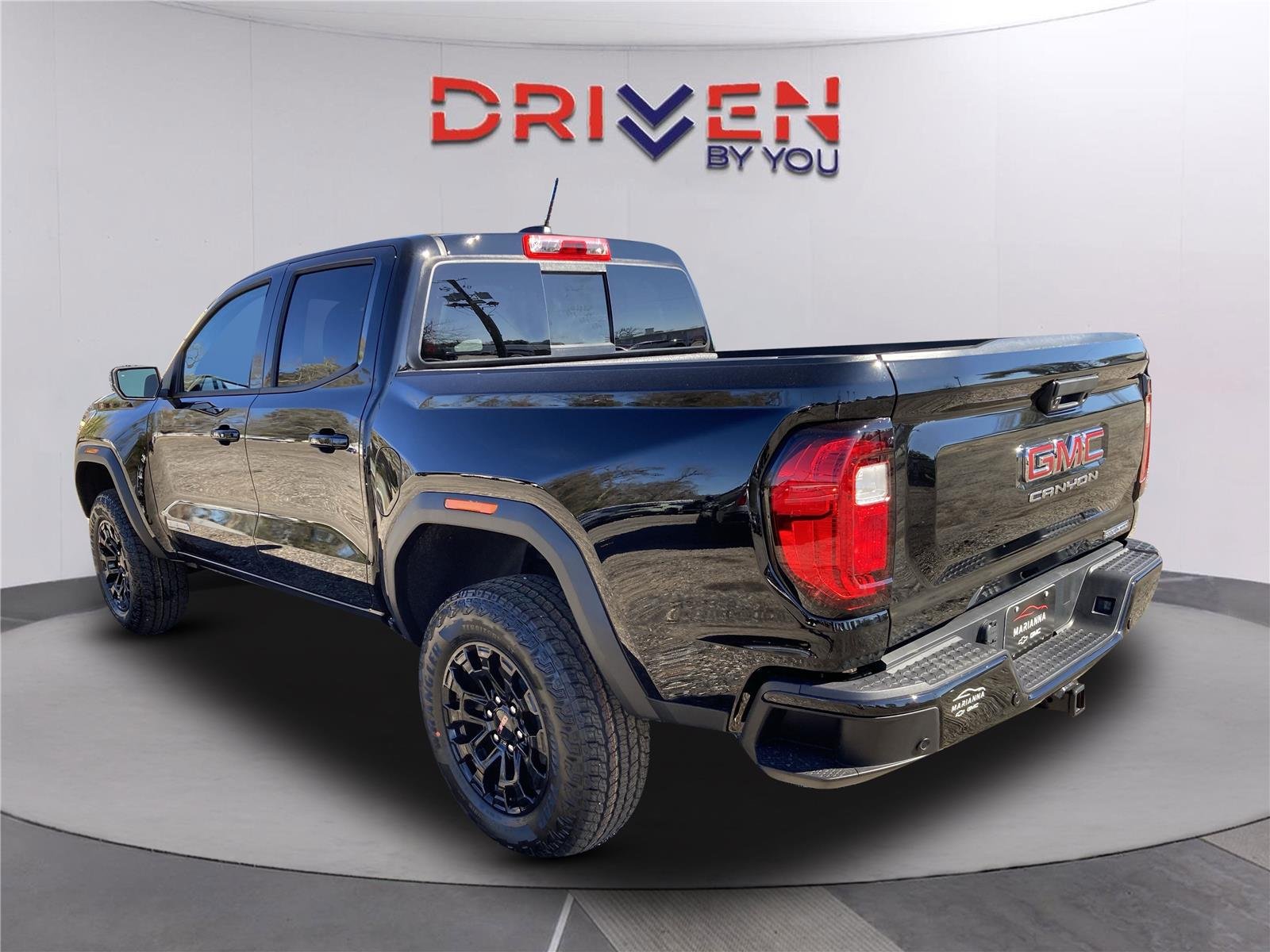 New 2026 Onyx Black GMC Elevation image 6