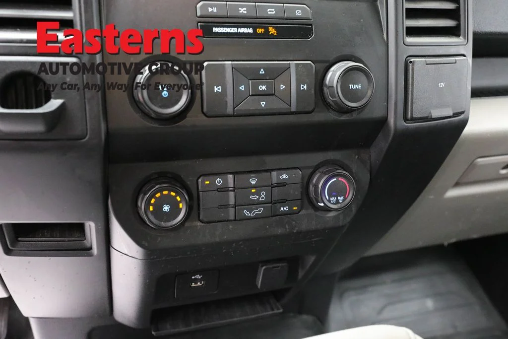 Used 2019 White Ford XL image 20