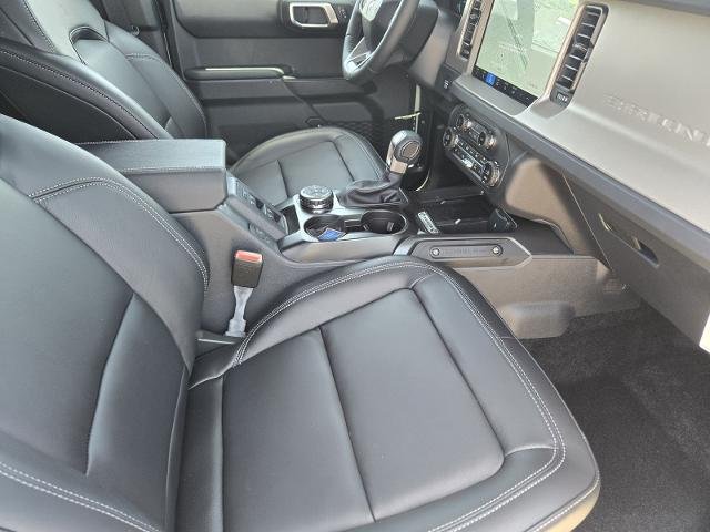 New 2026 Desert Sand Ford Outer Banks® image 29