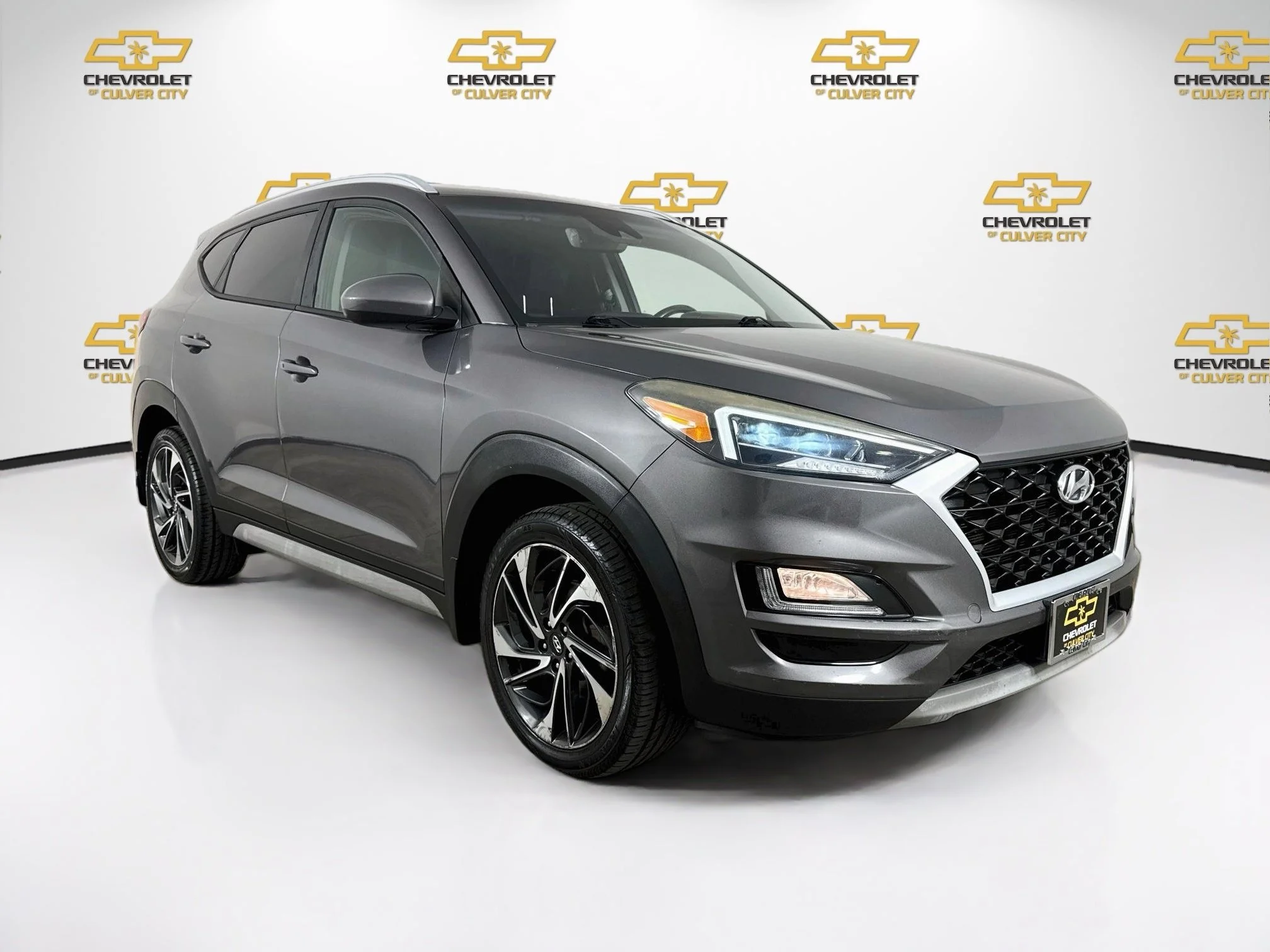 Used 2020  Hyundai Sport image 1