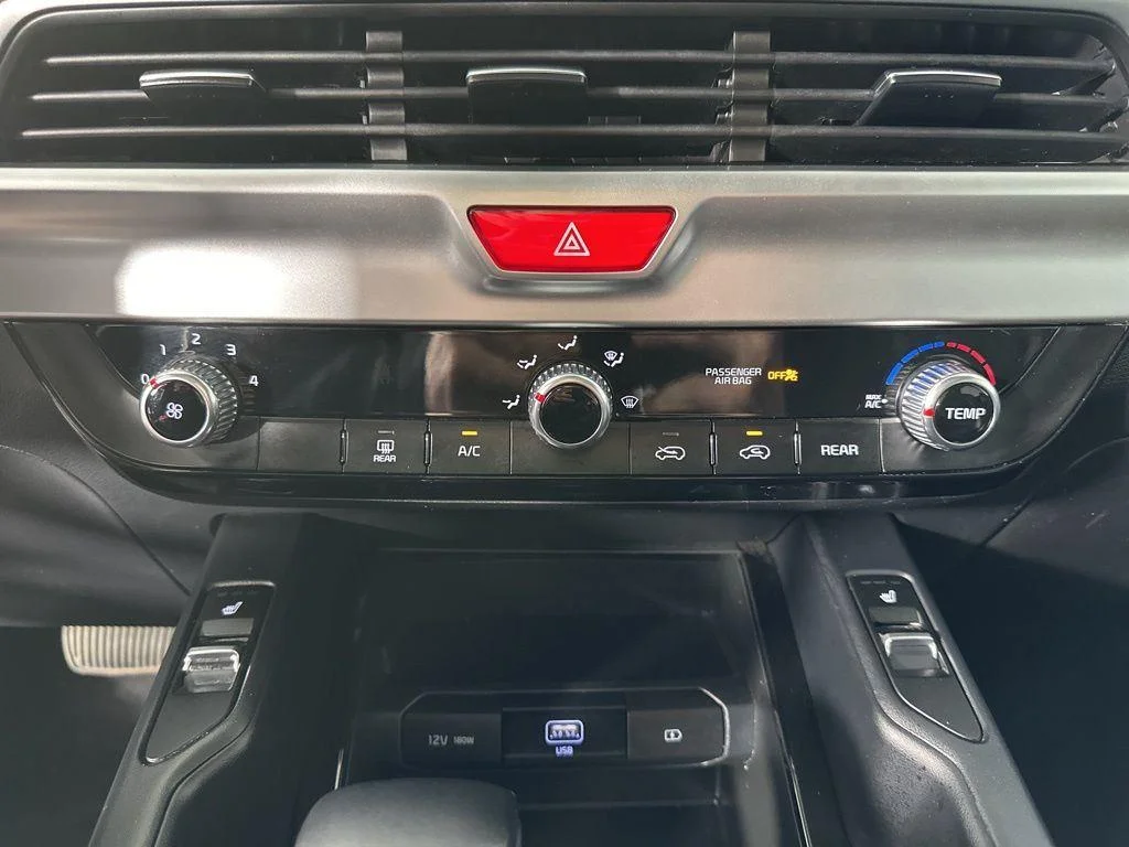 Used 2021 Ebony Black Kia S image 25
