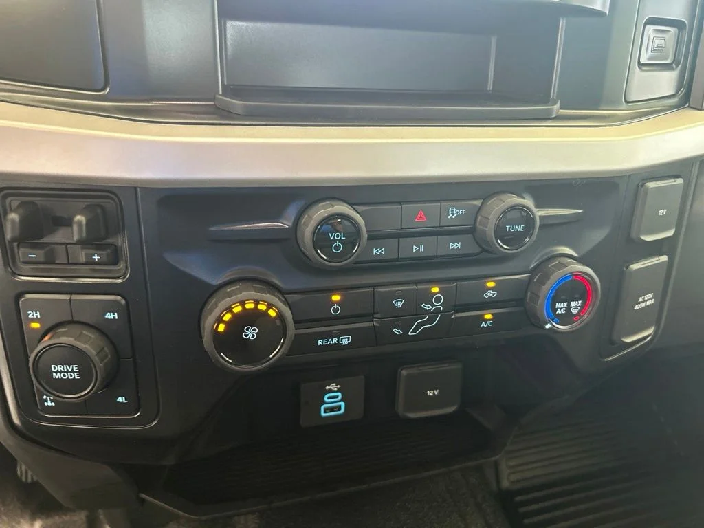 Used 2025 White Ford XLT image 36