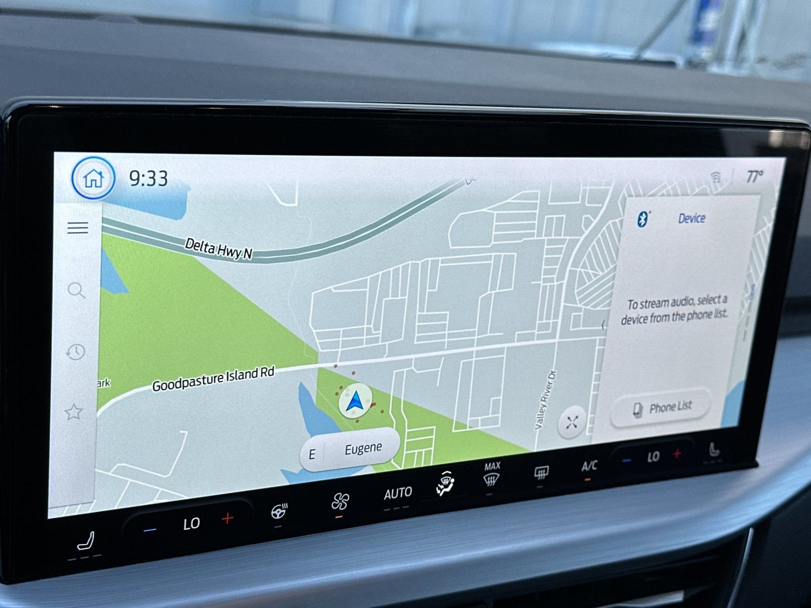 Used 2024 Gray Ford Platinum image 18