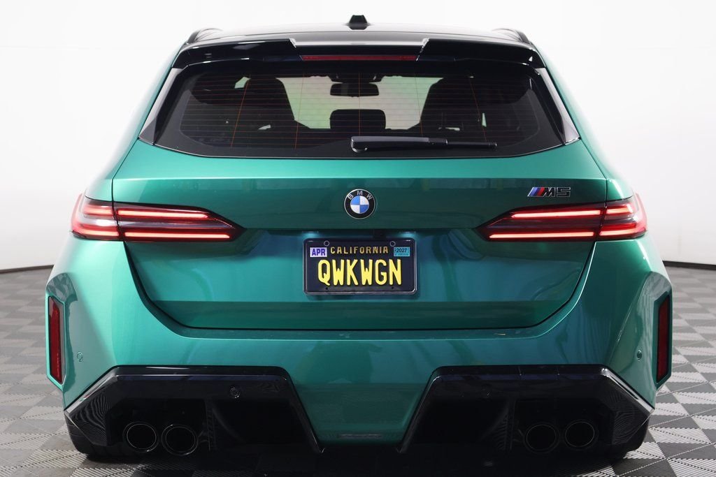 Used 2025 Green Metallic BMW TOURING image 5