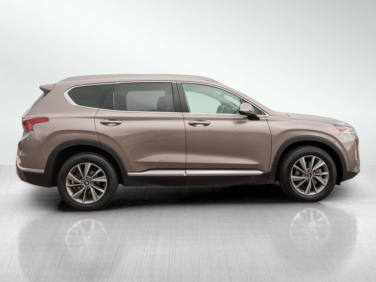 2019 Hyundai Santa Fe Limited - Photo 7