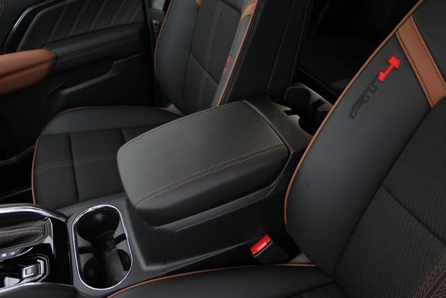 2026 GMC Canyon AT4 - Photo 19