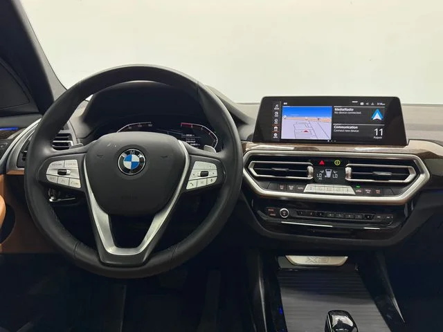 Used 2024 Alpine White BMW sDrive30i image 3