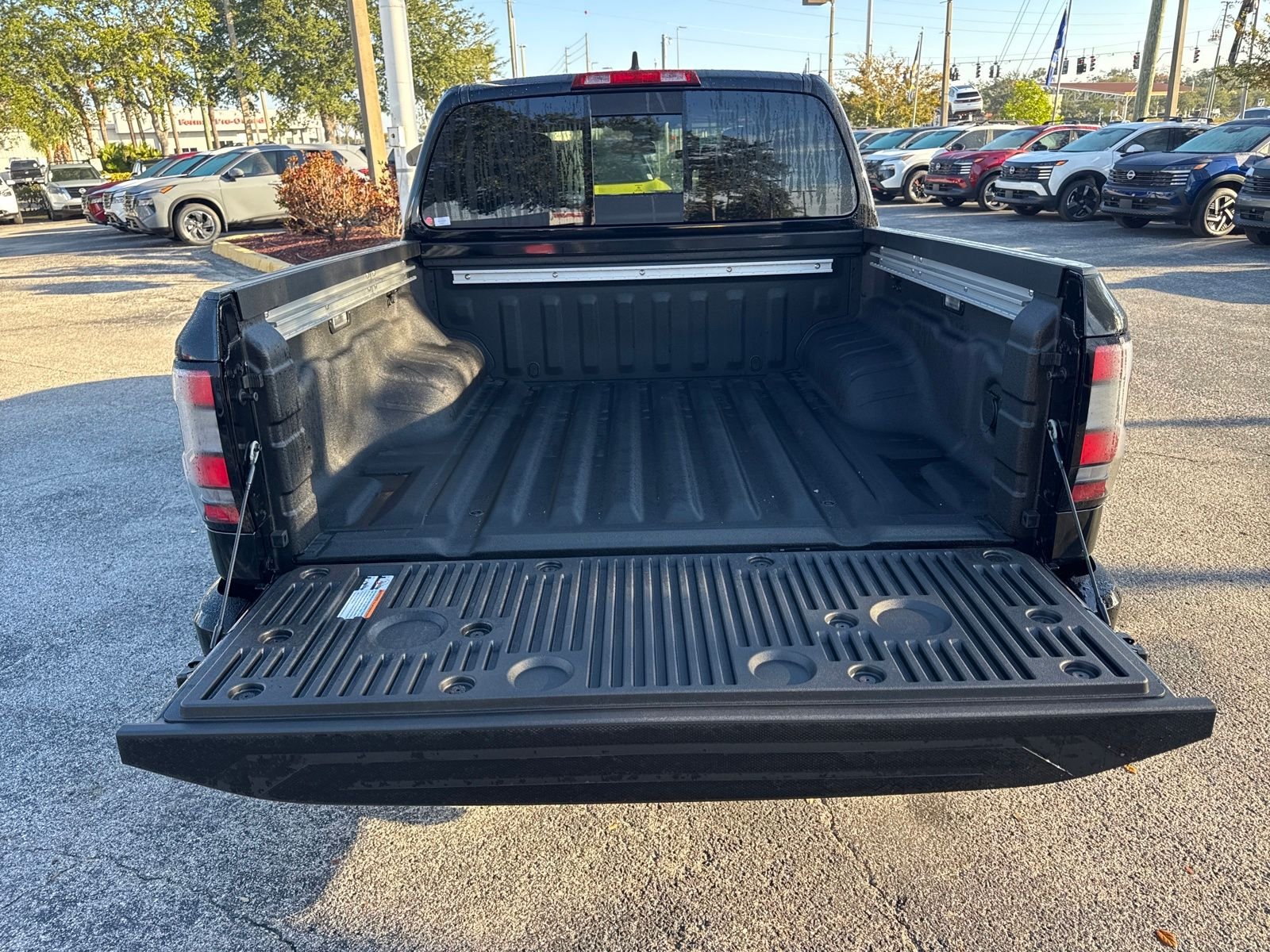 New 2026 Nissan Frontier PRO-4X 4D Crew Cab