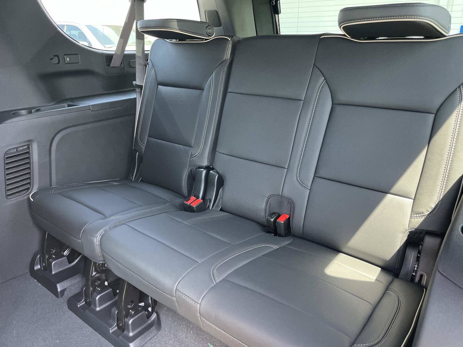 2026 GMC Yukon XL Elevation - Photo 25