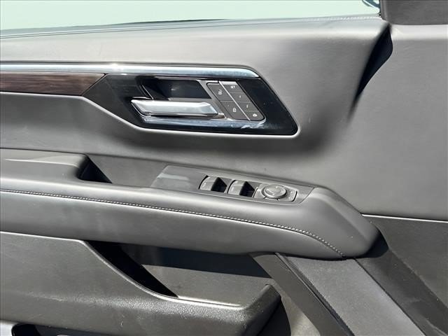 Used 2025 Black Chevrolet LT image 25