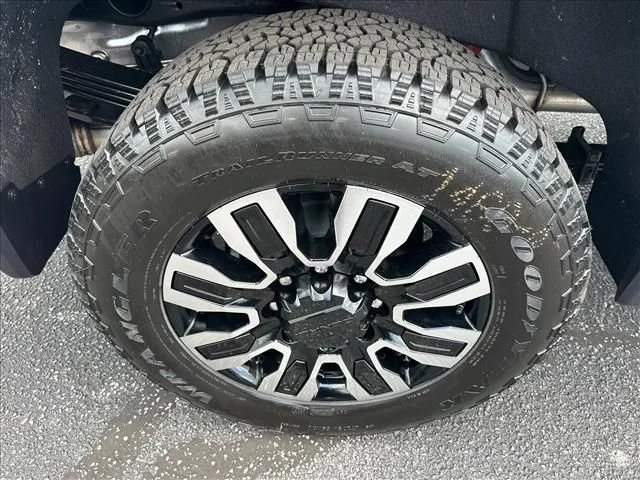 2026 GMC Sierra 2500HD Denali Ultimate - Photo 16