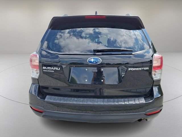 Used 2018 Black Subaru 2.5i Premium image 9
