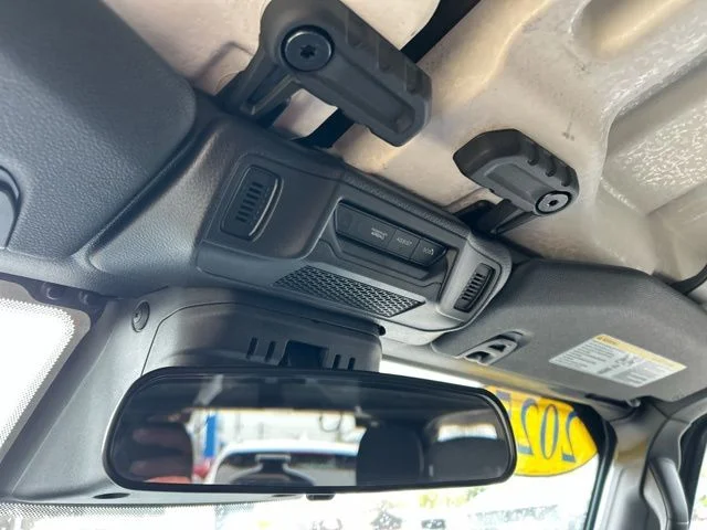 Used 2025 Gray Jeep Sahara 4xe image 41