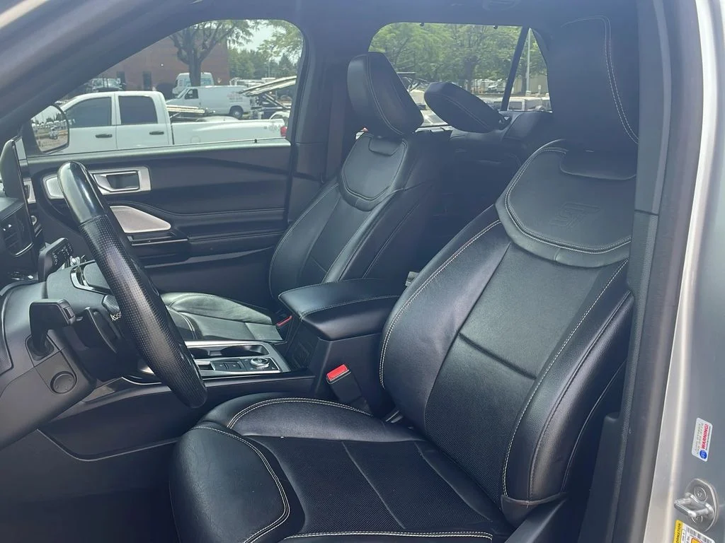 2021 Ford Explorer ST - Photo 13