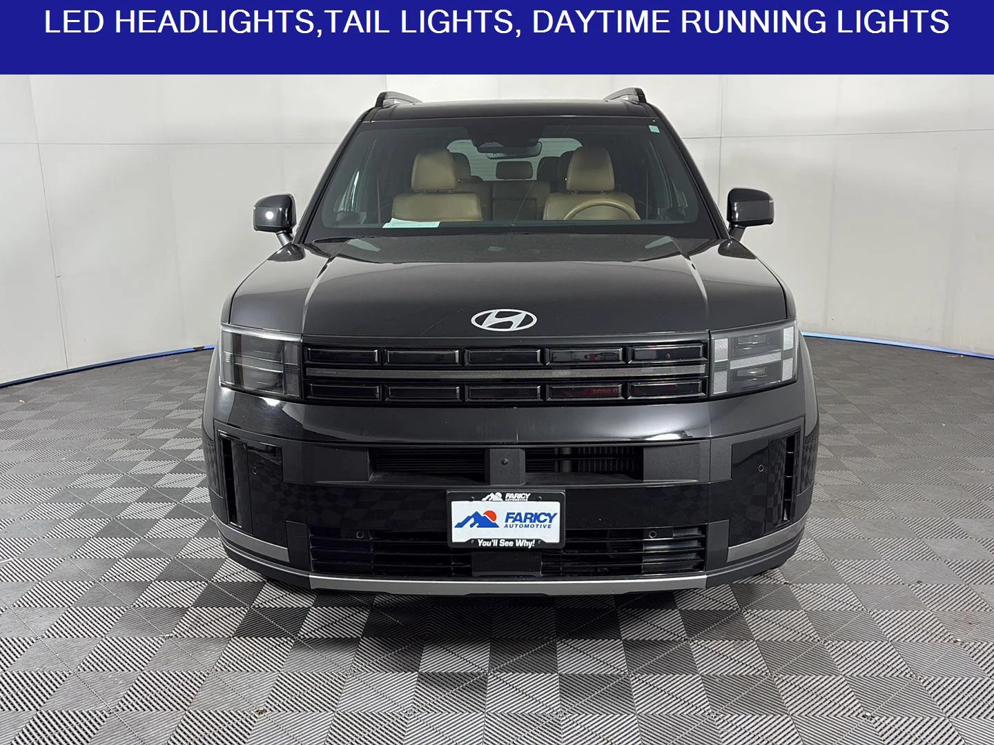 Used 2025 Phantom Black Hyundai Limited image 4