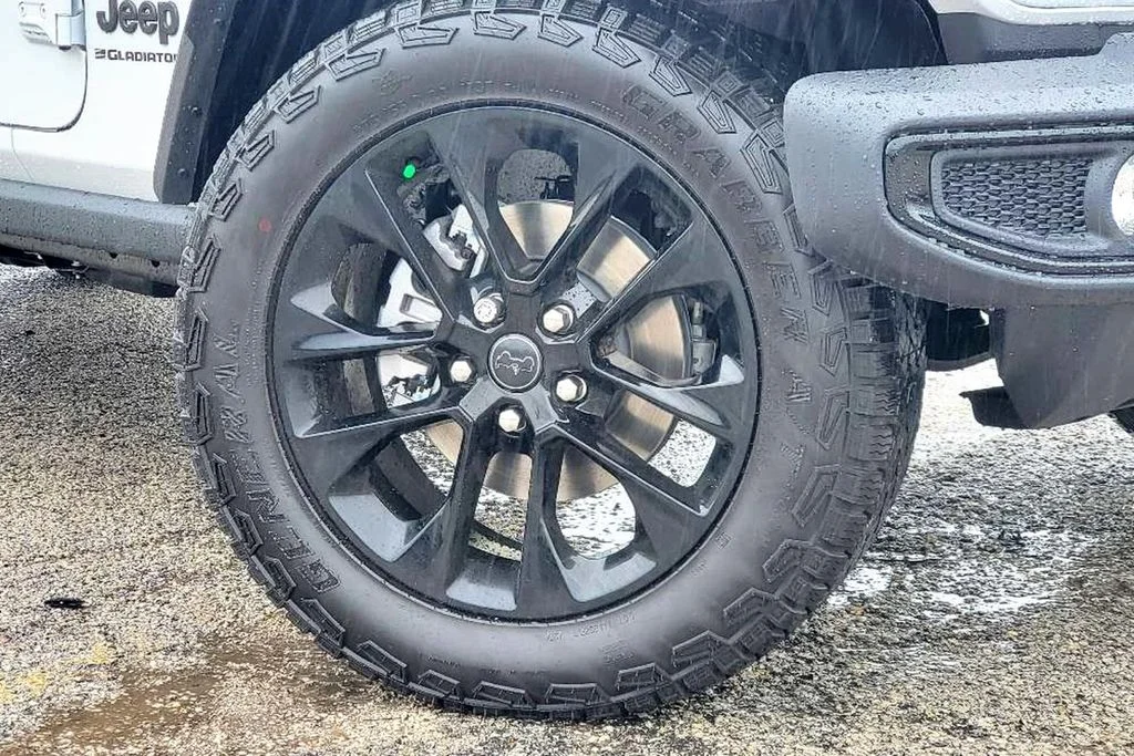 New 2025 White Jeep Nighthawk image 3