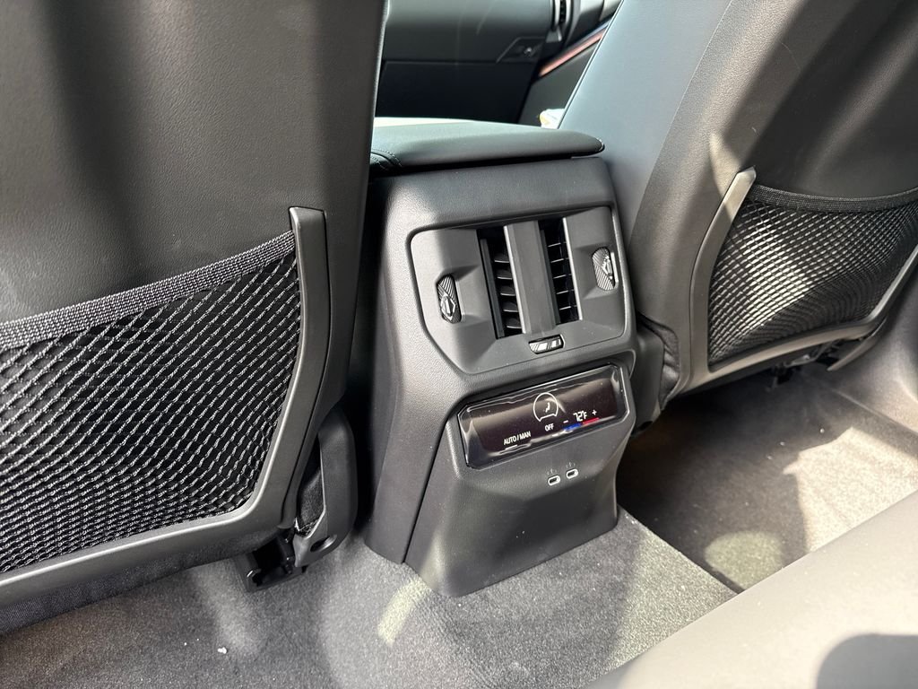 2026 BMW X3 30 - Photo 22