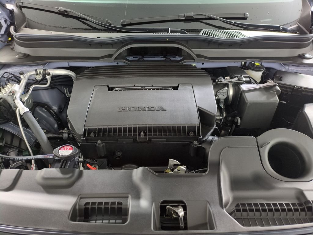 New 2026 Sonic Gray Pearl Honda RTL image 21