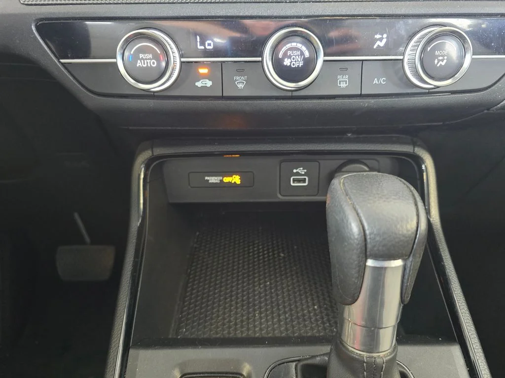 Used 2025 White Honda LX image 14