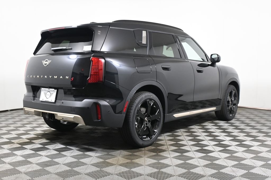 New 2026 Black MINI Iconic image 7