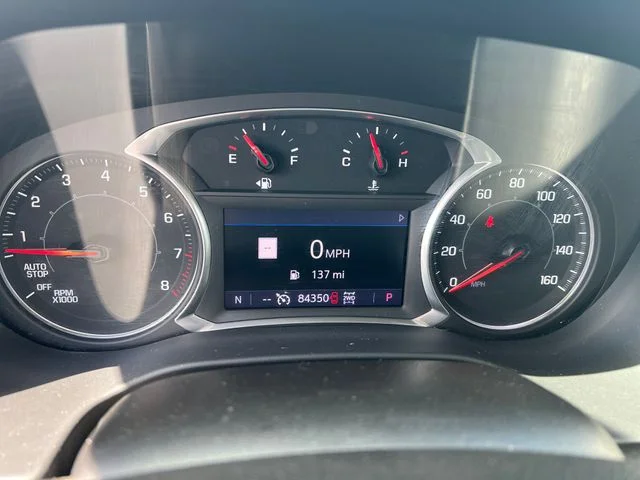 Used 2022 Summit White GMC SLT image 18