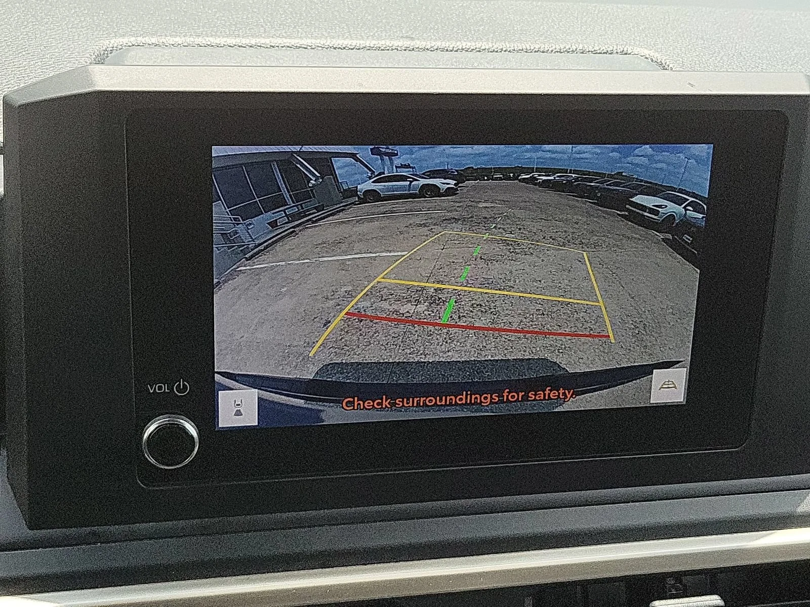 2024 Toyota Tacoma SR - Photo 15
