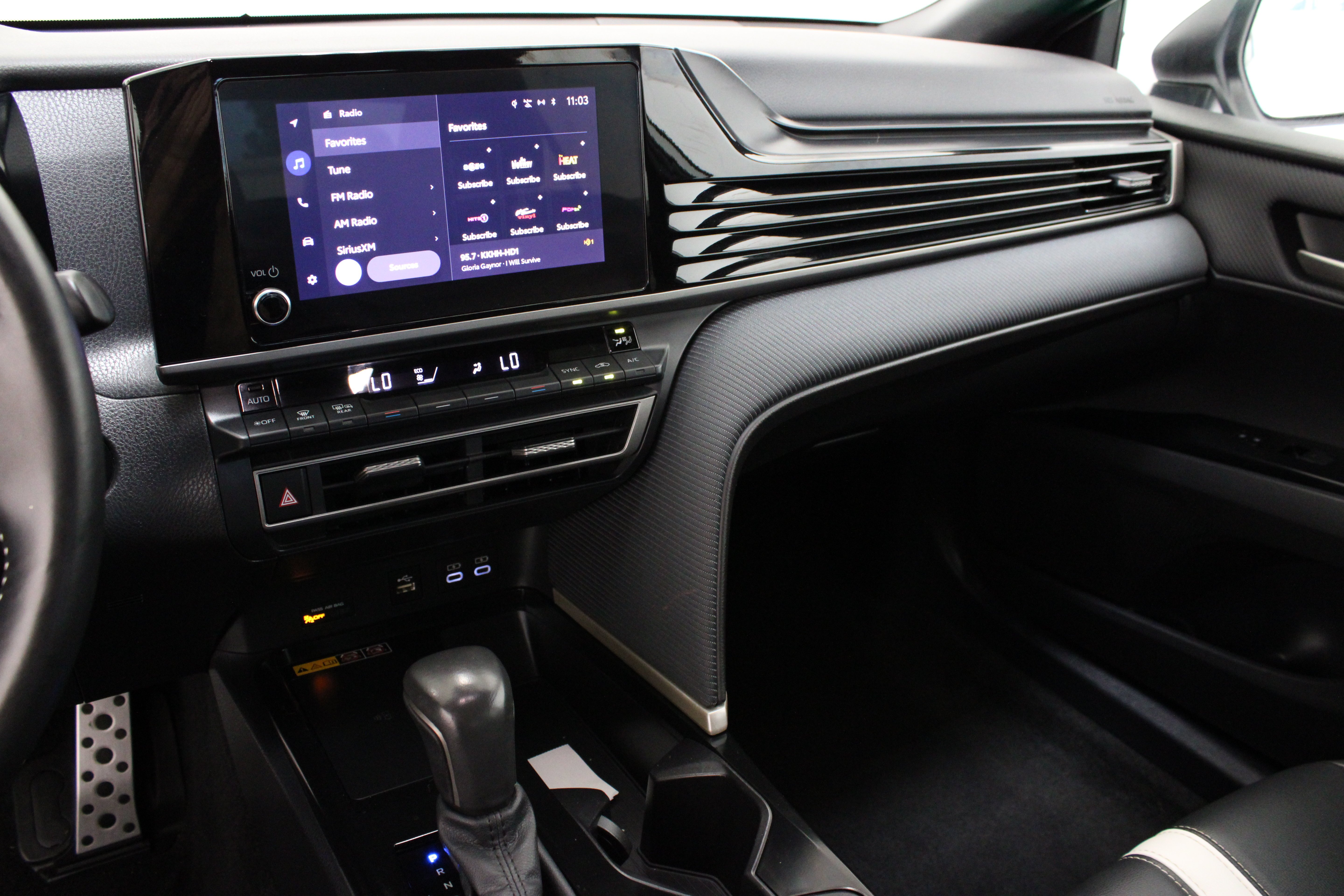 Used 2025 White Toyota SE image 16
