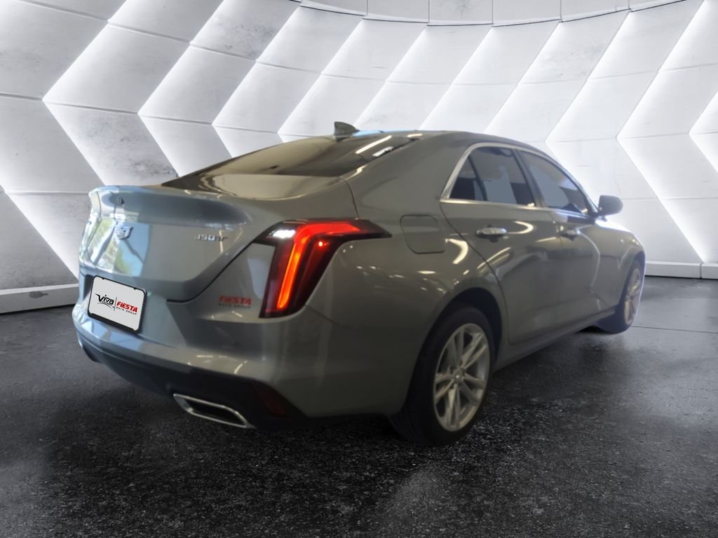 Used 2026 Silver Cadillac Luxury image 4