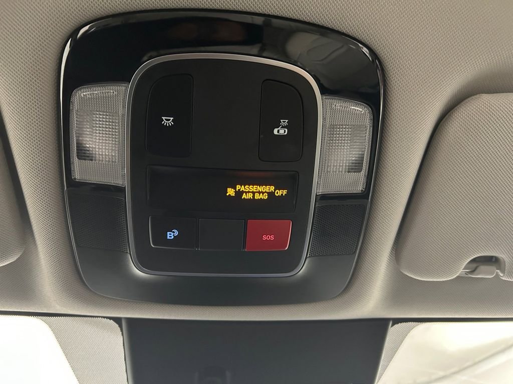 Used 2025 Red Hyundai SEL image 29