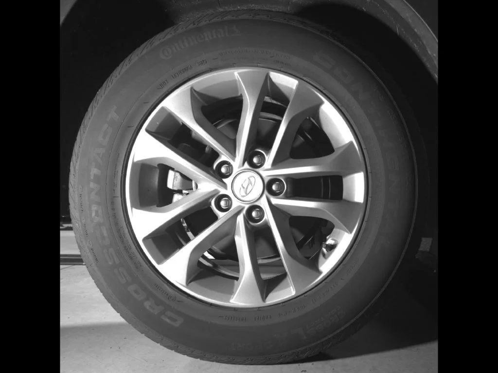 Used 2019 Silver Hyundai SEL image 15