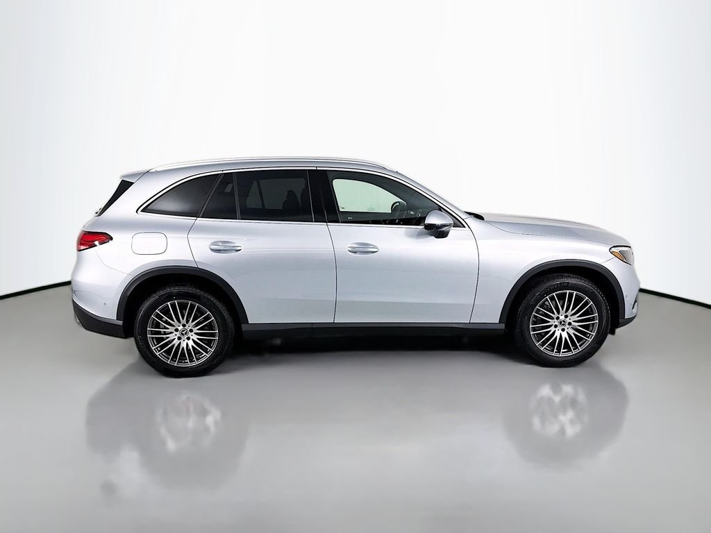 New 2026 Cirrus Silver Metallic Mercedes-Benz GLC 300 image 8