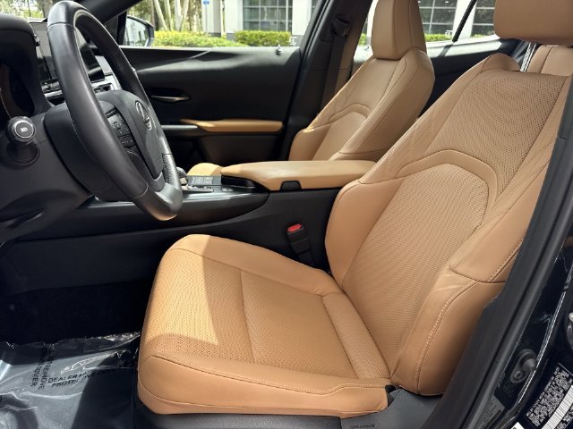 2025 Lexus UX Hybrid 300h Premium - Photo 11