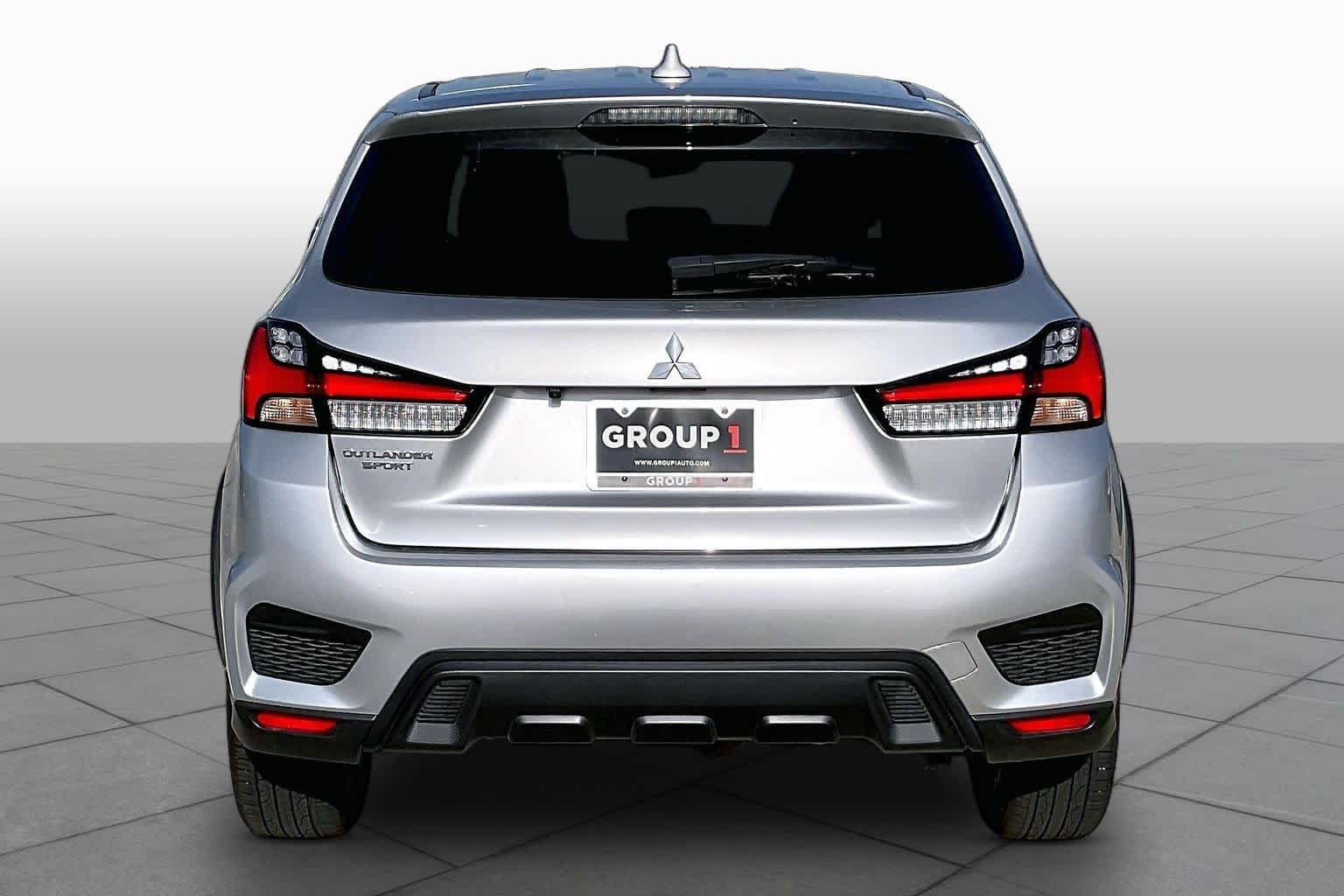 Used 2025 Alloy Silver Metallic Mitsubishi ES image 5
