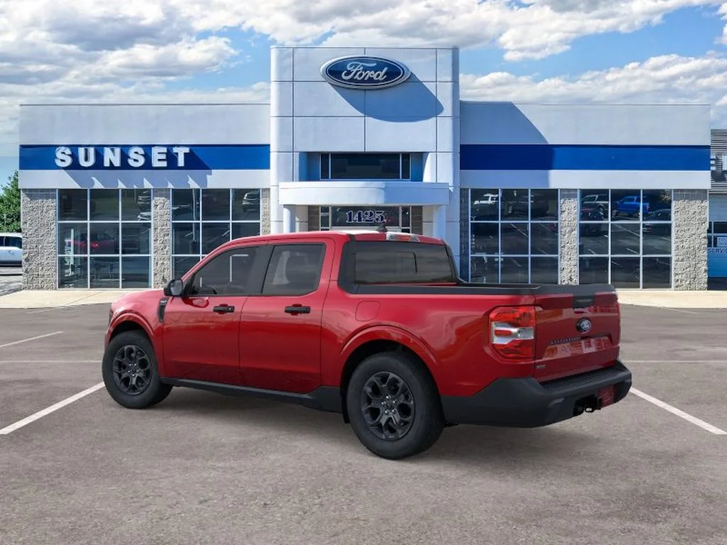 New 2026 Ruby Red Metallic Tinted Clearcoat Ford XLT image 4