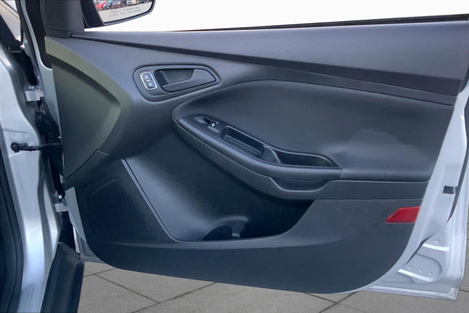 Used 2018 Ingot Silver Metallic Ford S image 21