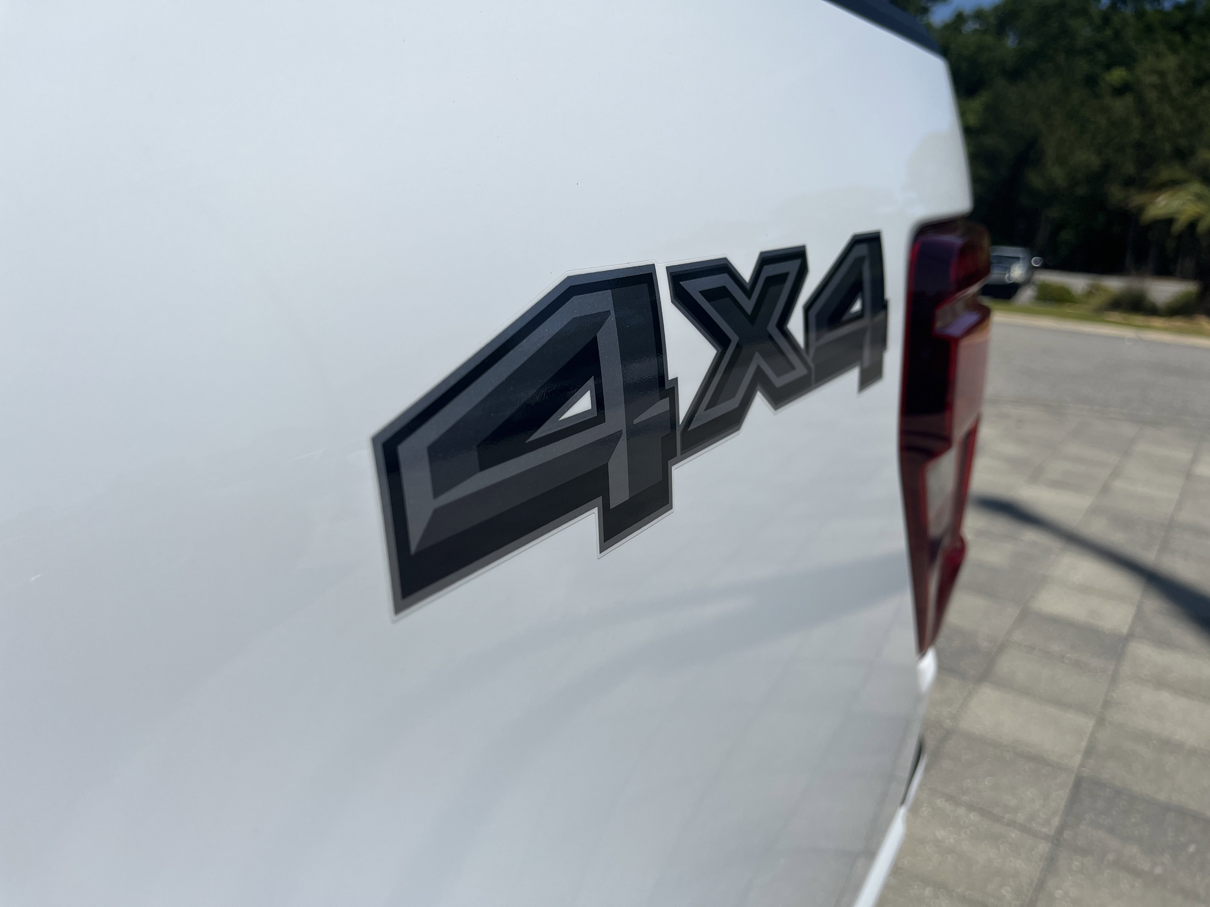 New 2026 Oxford White Ford Lariat® image 12