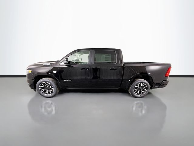 New 2026 Diamond Black Crystal Pearl-Coat Exterior Paint RAM Laramie image 4
