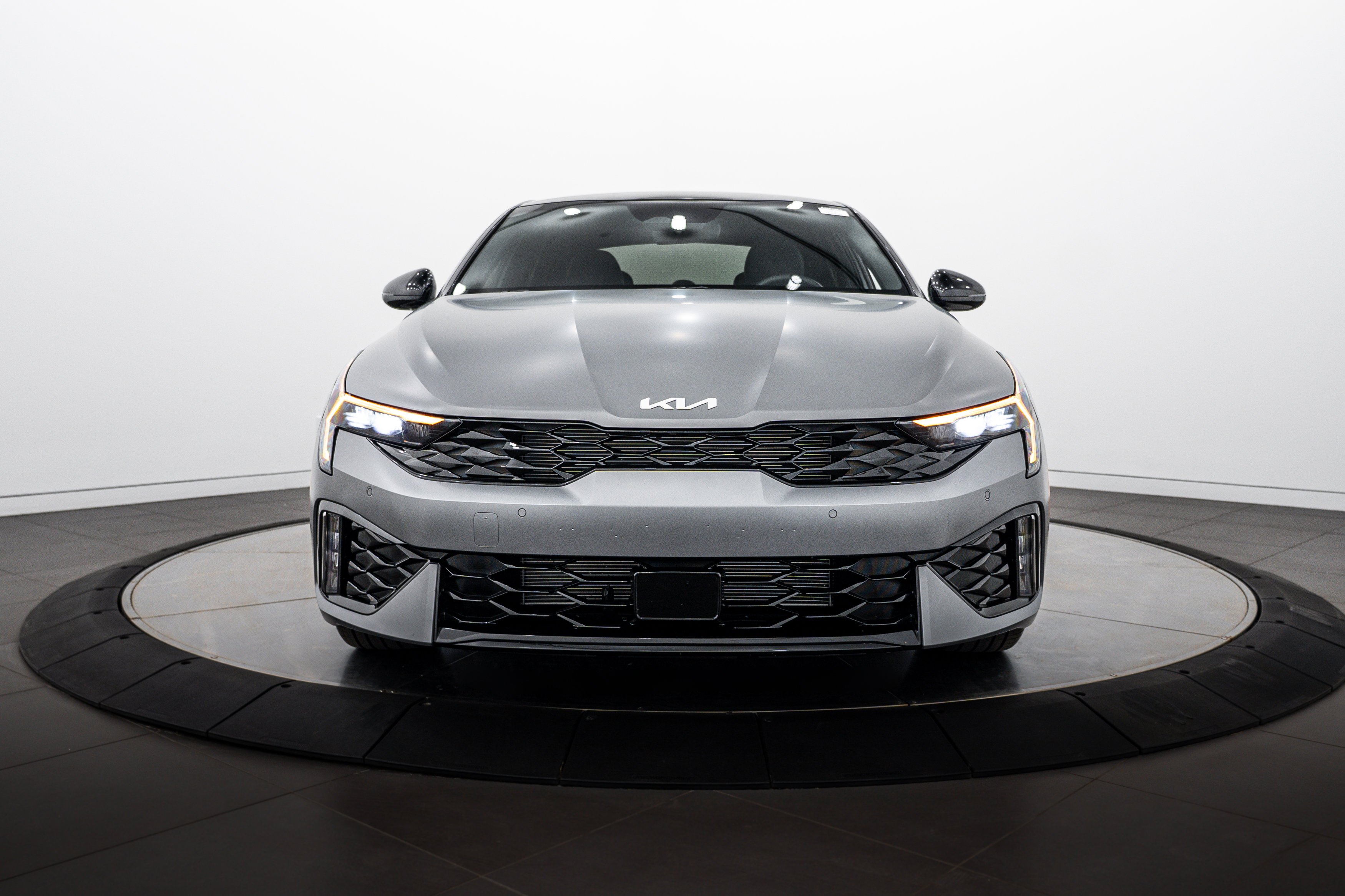 Used 2026 Steel Matte Gray Kia GT-Line image 23
