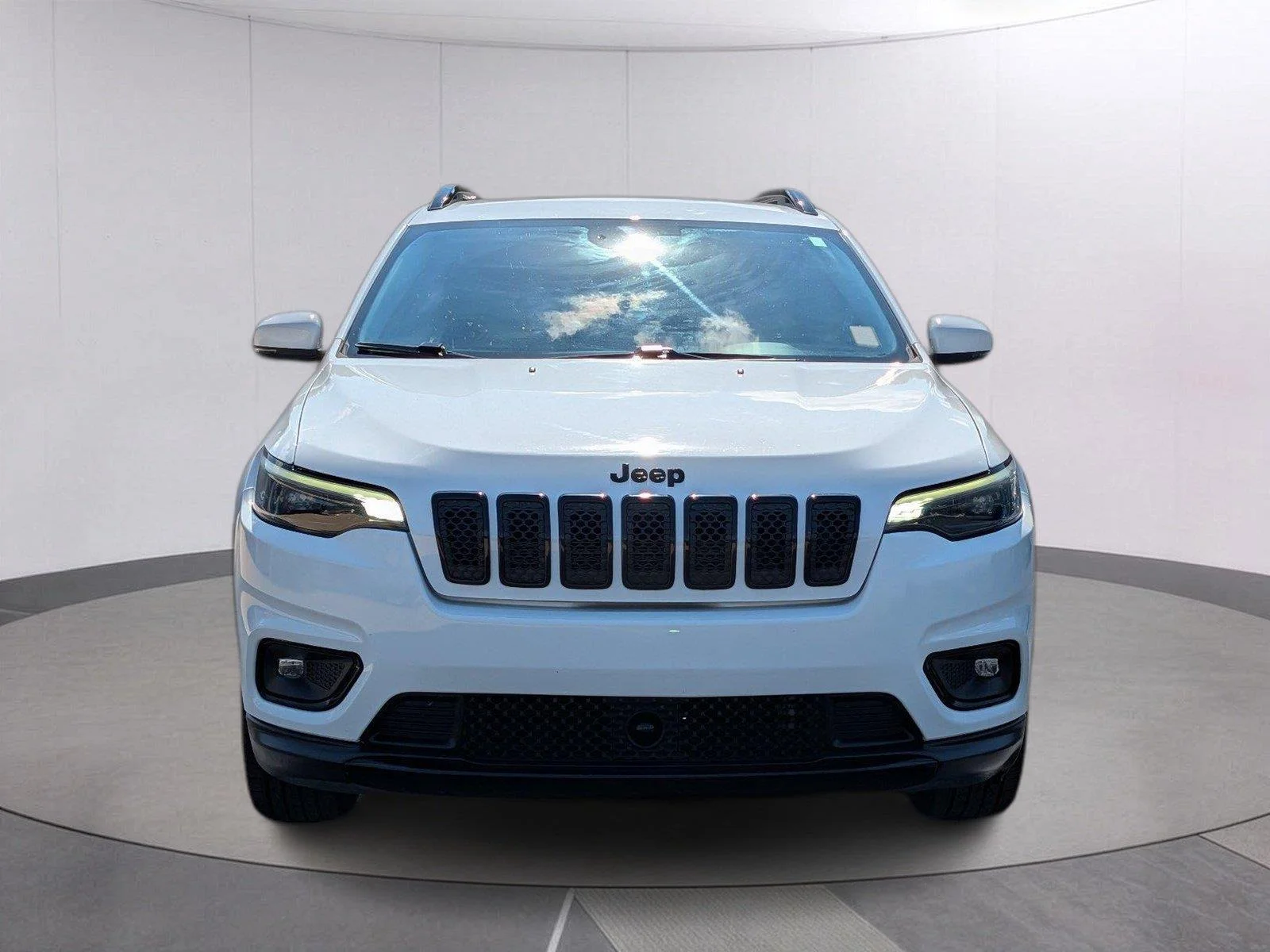 Used 2021 Bright White Clearcoat Jeep Altitude image 8