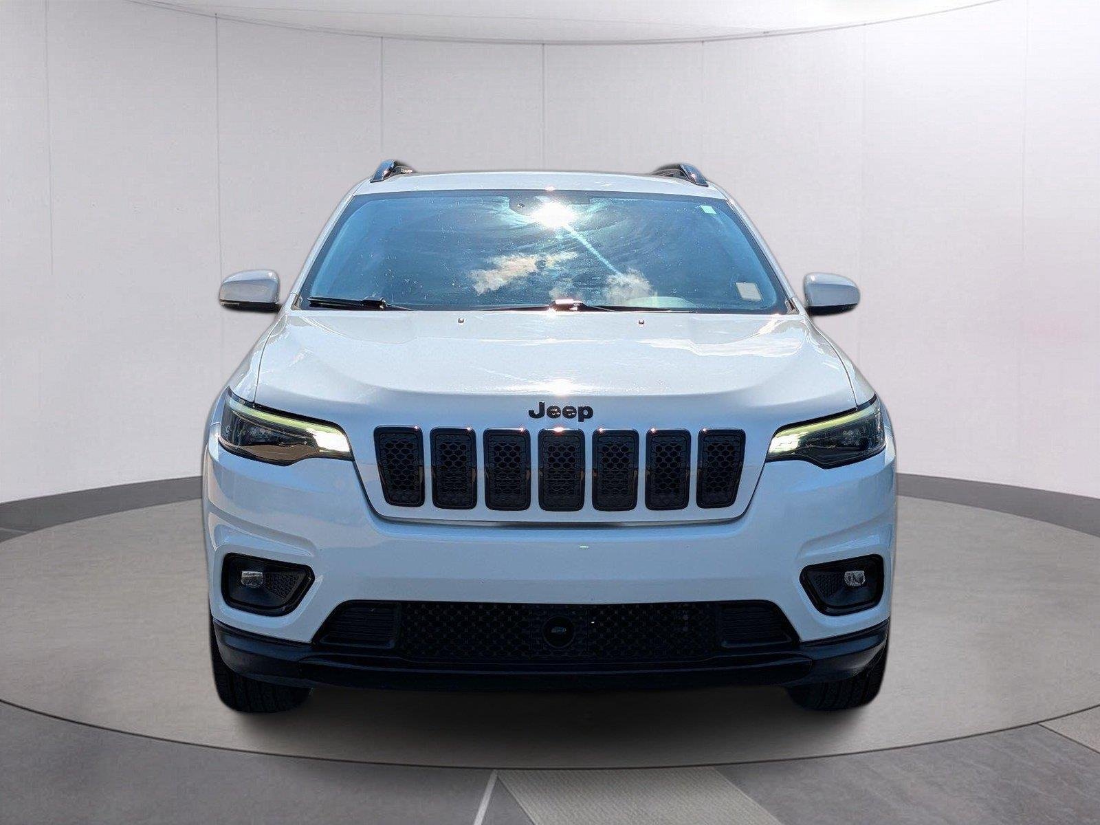 Used 2021 Bright White Clearcoat Jeep Altitude image 8